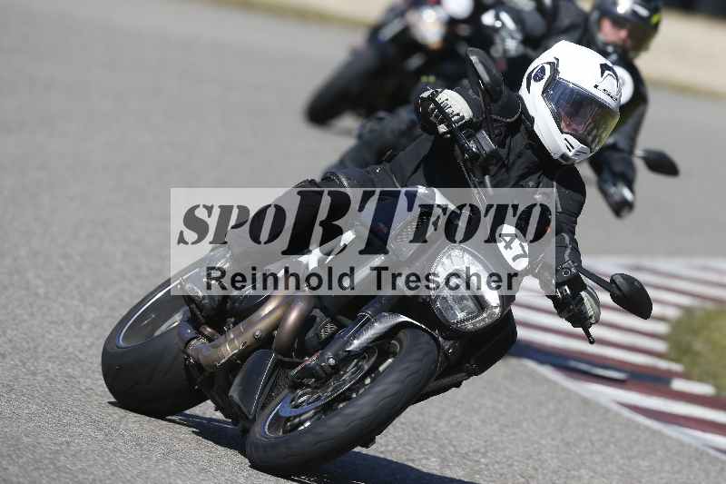 /01 02.04.2026 MAZ ADR/Gruppe rot/47